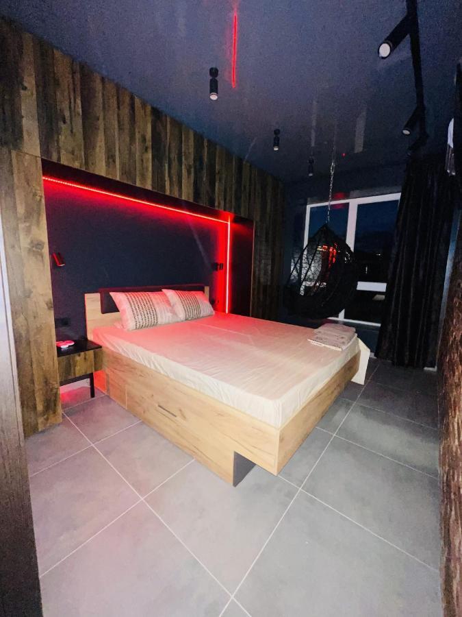 Loft В River Park З Джакузі Dnipro Exterior photo